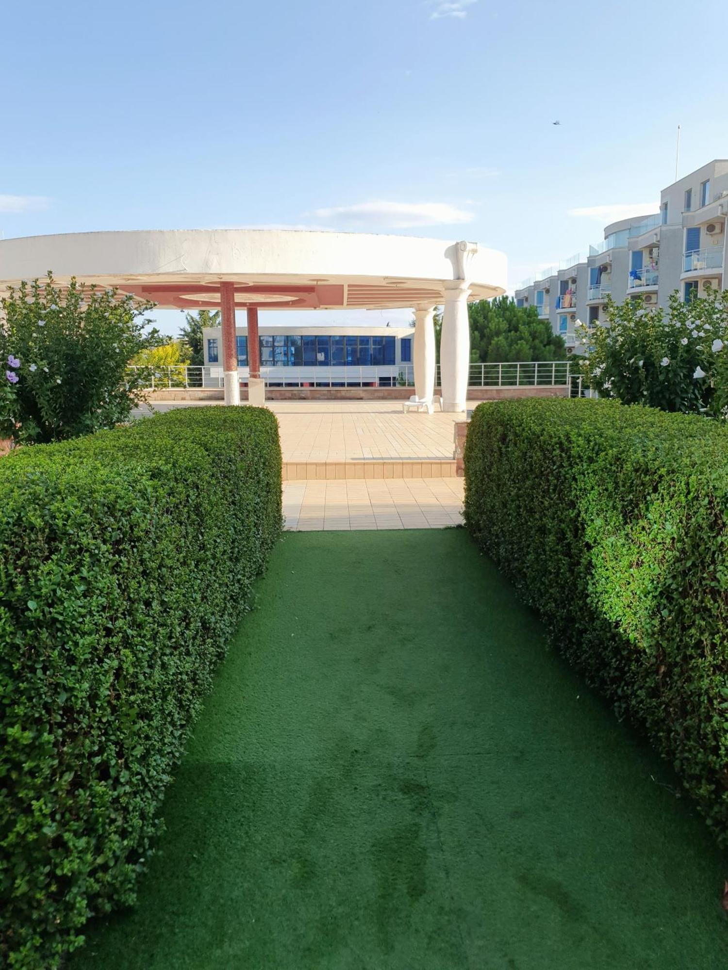 Elena'S Lux Aparthotel - Town & Sea View - Atlantis Spa Sarafovo Eksteriør bilde