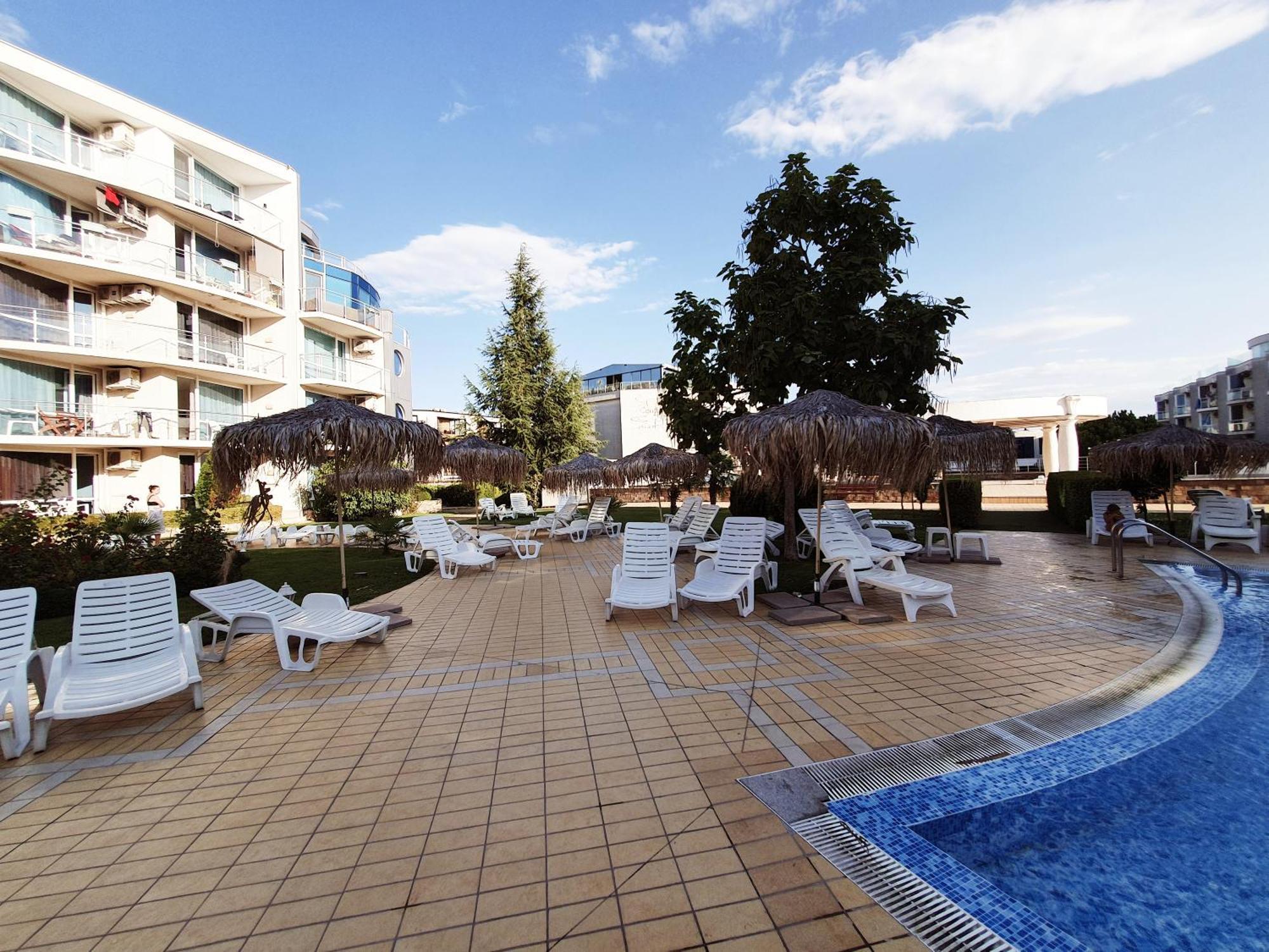 Elena'S Lux Aparthotel - Town & Sea View - Atlantis Spa Sarafovo Eksteriør bilde