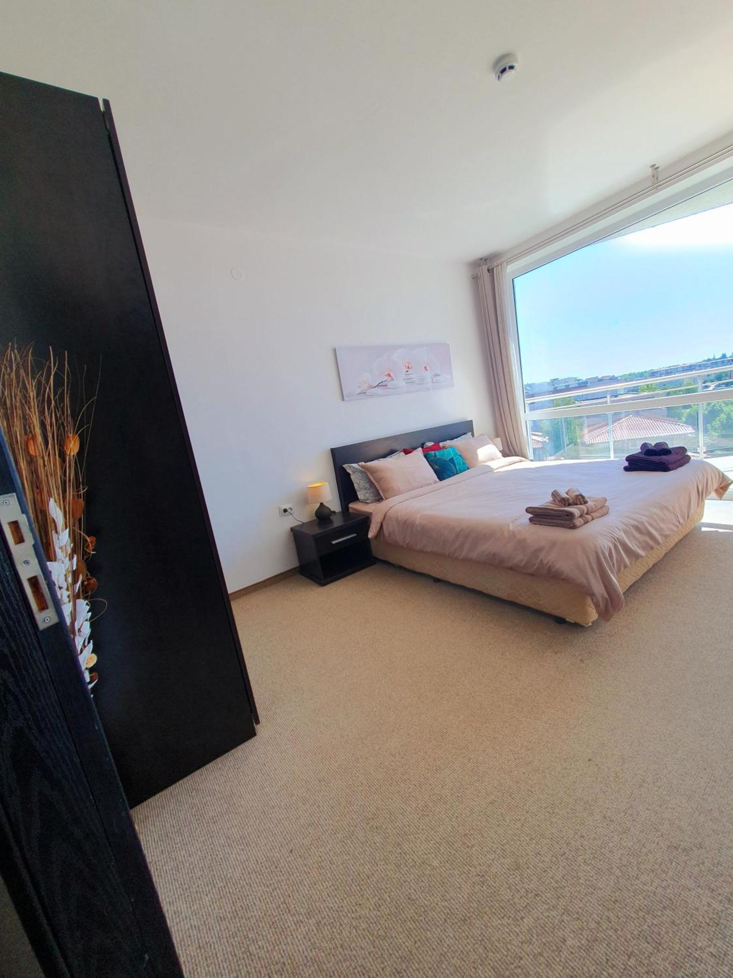 Elena'S Lux Aparthotel - Town & Sea View - Atlantis Spa Sarafovo Eksteriør bilde